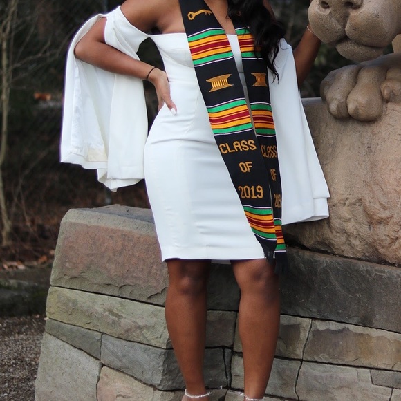 House of CB Dresses & Skirts - Classy all white dress with wing sleeves